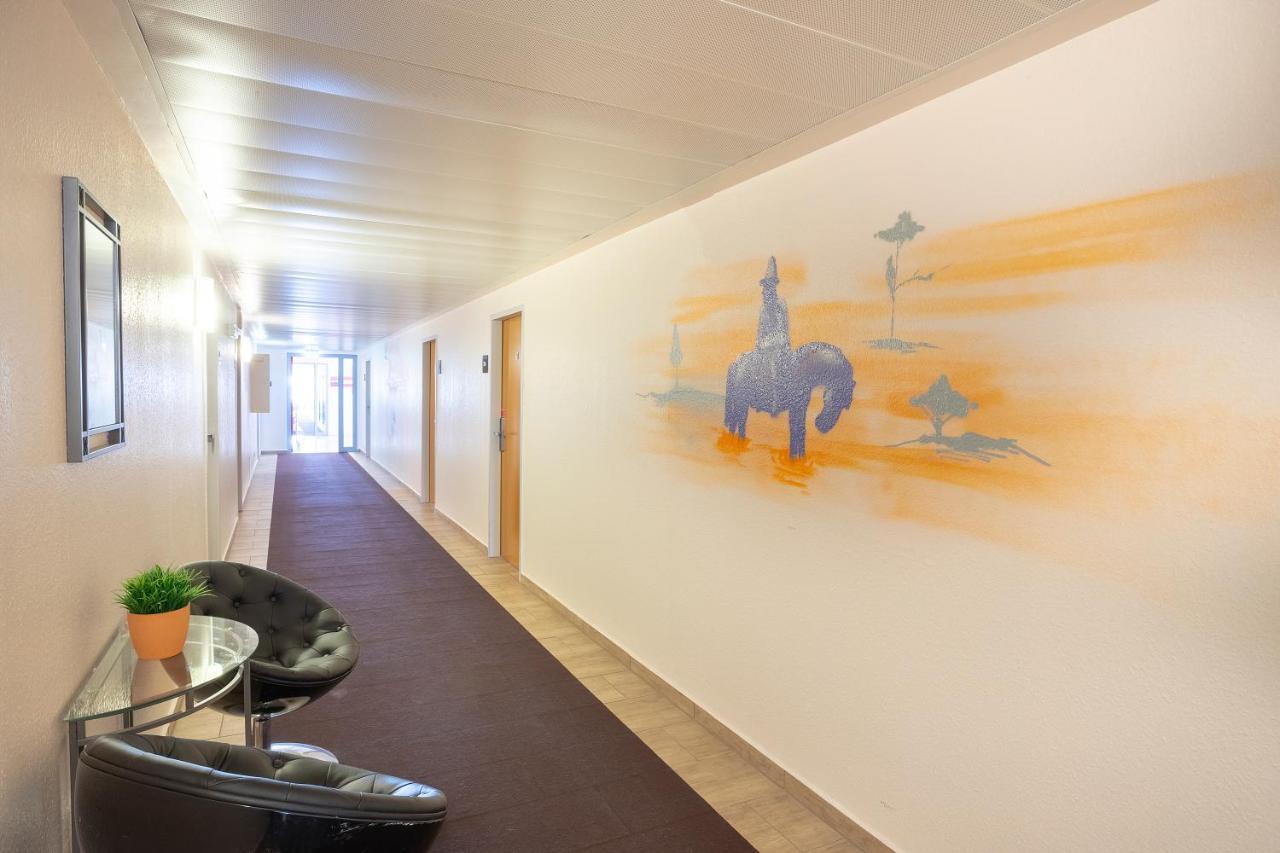 Michel Hotel Frankfurt Airport Ruesselsheim Exterior photo